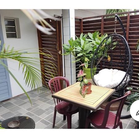 Appartements Et Chambres En Coeur De Ville Saint-Denis - Entree Autonome - Check In 14H30- Dış mekan fotoğraf