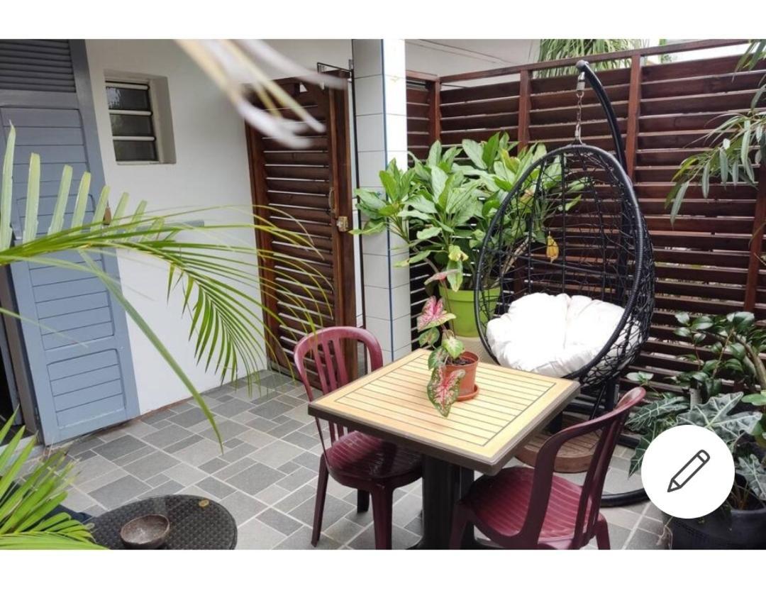 Appartements Et Chambres En Coeur De Ville Saint-Denis - Entree Autonome - Check In 14H30- Dış mekan fotoğraf