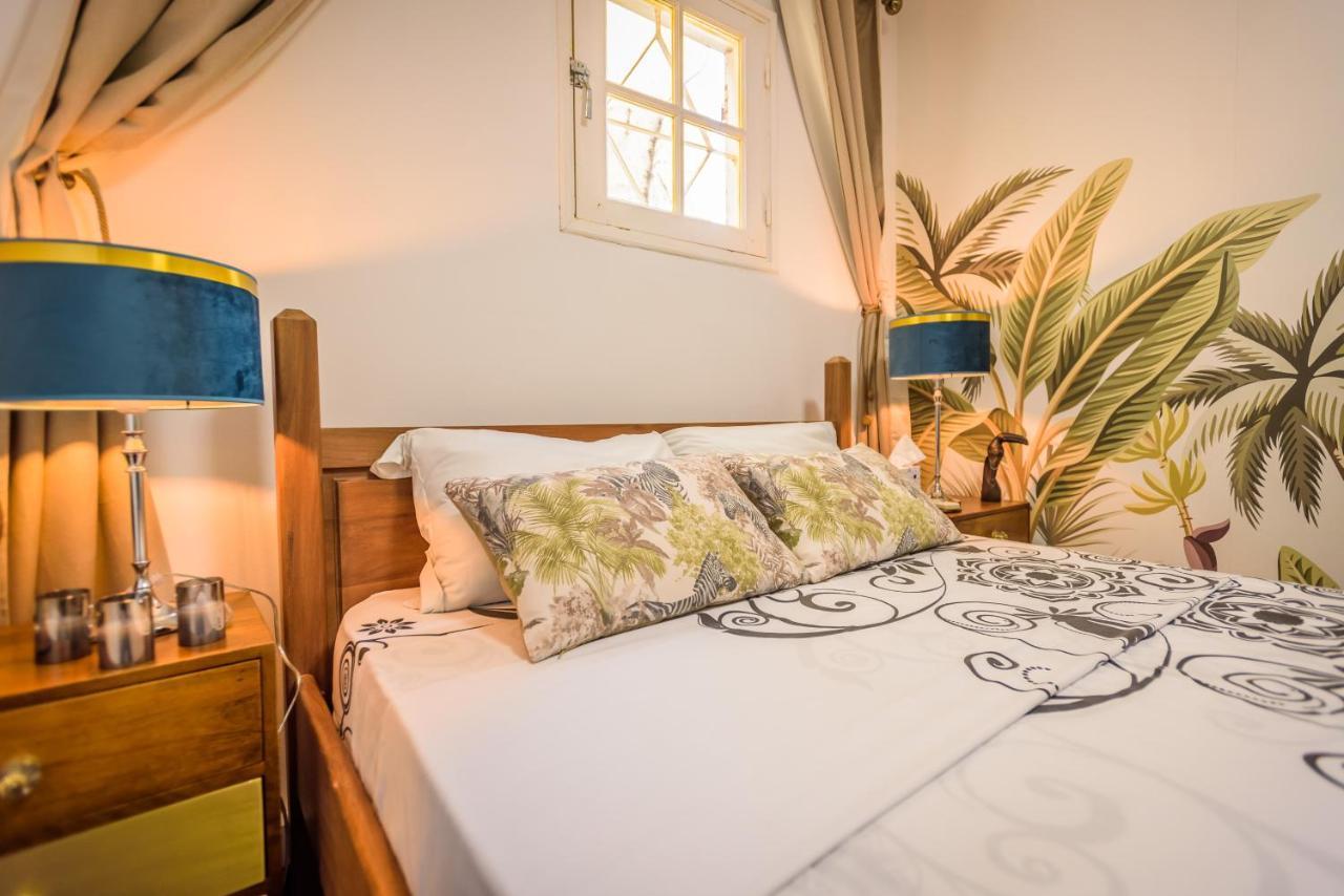 Appartements Et Chambres En Coeur De Ville Saint-Denis - Entree Autonome - Check In 14H30- Dış mekan fotoğraf